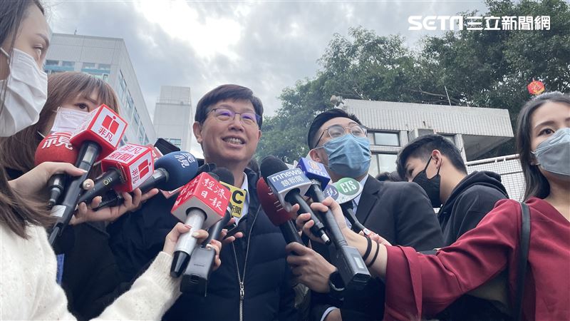 鴻海開工董座劉揚偉祭天　近年首迎好天氣
