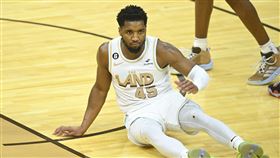 ▲米契爾（Donovan Mitchell）沒有投進追平比數三分球。（圖／路透社／達志影像）