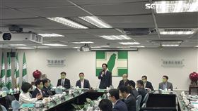 賴清德中執會前發表談話並介紹黨部主管(圖/記者高逸帆攝影)