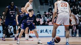 ▲田浩左腳踝外側韌帶輕微撕裂，需休養4到6週。（圖／新竹街口攻城獅球團提供）