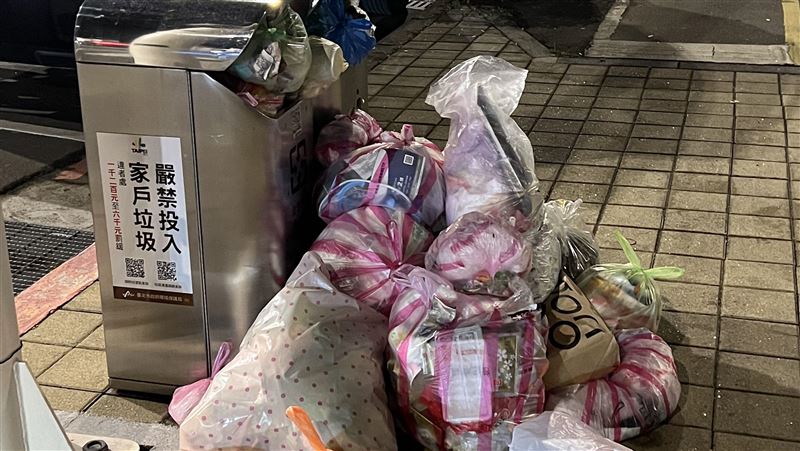 消失的「北市垃圾桶」重現？李四川：評估