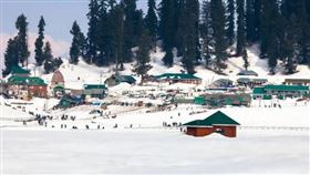 快訊／滑雪勝地又爆雪崩！「已有2人死亡」有外國人失蹤　驚悚畫面曝光▲（圖／翻攝自google maps）