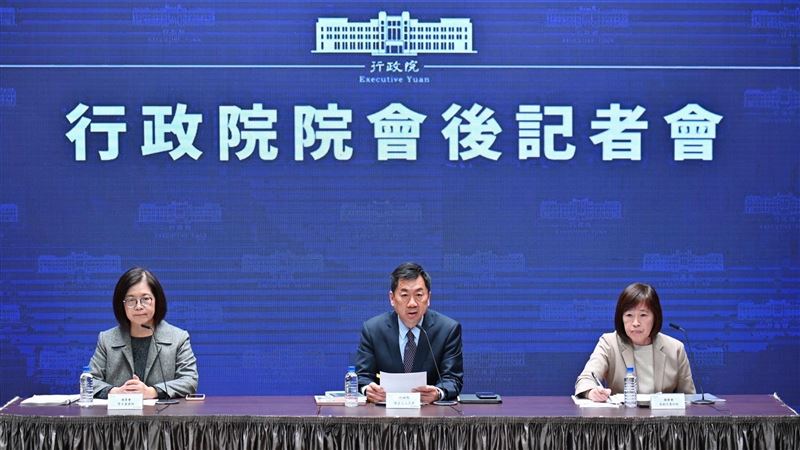 主持首次院會　陳建仁：最快速度發6000元