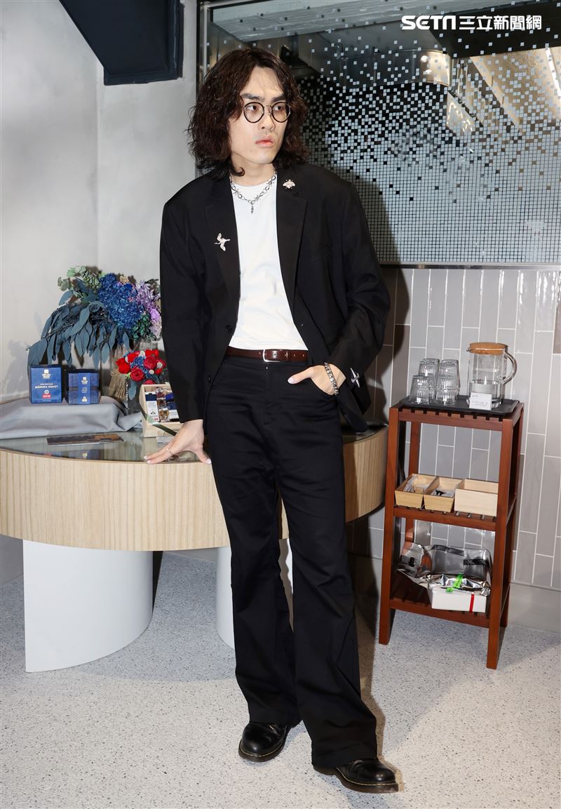 鶴三立新聞網專訪。（記者邱榮吉/攝影）