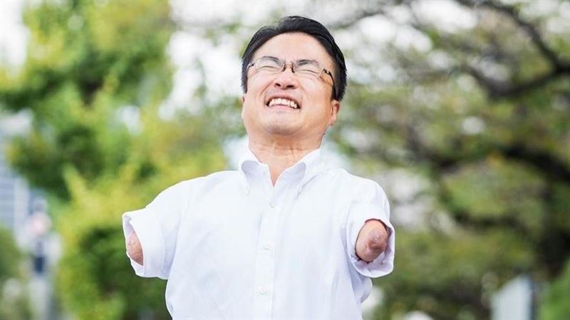 乙武洋匡昔劈腿50女　友揭「驚人2絕活」