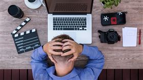 職場,工作,焦慮,頭痛(翻攝自 Pixabay)