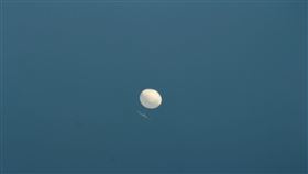 中國氣球飛越美國　鄭明典：氣象局同事2年前也拍過，圖翻攝自鄭明典臉書