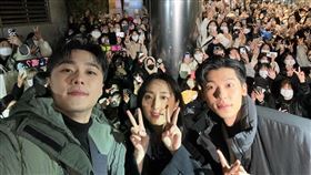 ▲施柏宇面對粉絲熱情卻不慎受傷的消息，也發文表示讓大家要小心安全。（圖／翻攝自施柏宇IG）