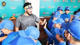 ▲Shawn Morimando（象魔力）韓國京畿道一山少年野球團。（圖／中信兄弟球團提供）