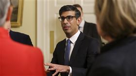 英澳2+2部長級會議登場  首相蘇納克現身致意英國與澳洲外交和國防部長年度2+2會議AUKMIN倫敦時間2月1至2日在英國舉行，1日在首相官邸唐寧街10號登場，首相蘇納克現身致意。（英國首相府提供）中央社記者陳韻聿倫敦傳真  112年2月1日