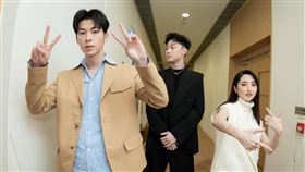 許光漢（左起）、施柏宇和柯佳嬿許願挑戰古裝版。（圖／車庫娛樂 三鳳製作提供）