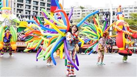 「2023臺灣燈會在臺北」踩街遊行。（圖／北市府提供）