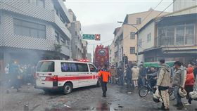 台南,鹽水,蜂炮,少年,防護,受傷,左眼,開炸,神轎,