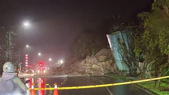 金山陽金公路山壁崩　自來水廠加壓站坍塌