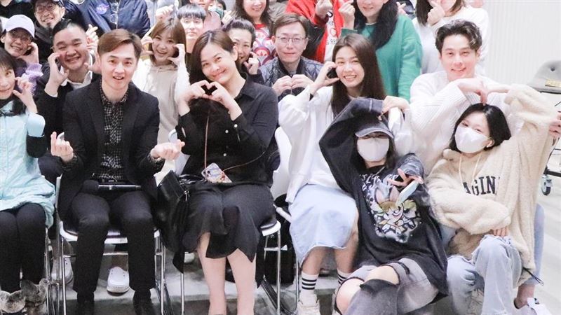 藝起發光：舊事已過！宋逸民四人同框笑了