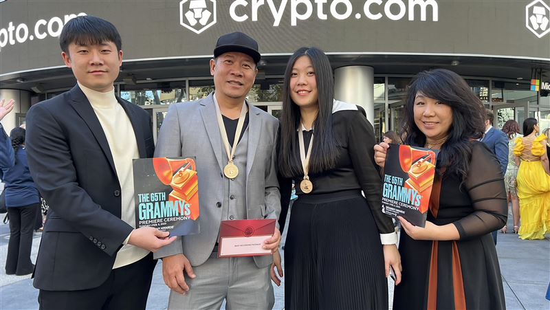 蕭青陽奪葛萊美　小英：展台堅強設計實力
