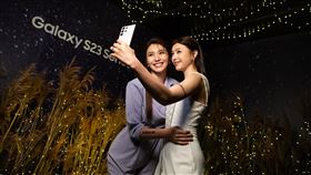 Galaxy S23旗艦系列在暗夜自拍、人像攝影及錄影上皆大幅躍進。（圖／台灣三星提供）