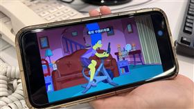 辛普森家庭嘲諷中國強迫勞動問題。（圖／記者許智超攝影）