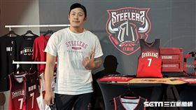 鋼鐵人球星周儀翔。（圖／記者蔡厚瑄攝影）