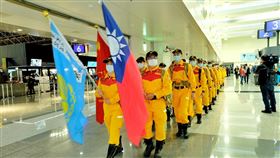 協助土耳其救災  台灣搜救隊整裝出發一名不願具名的土耳其旅客表示，很感謝台灣願意伸出援手，派出救援隊協助土耳其救災。中央社記者吳睿騏桃園機場攝  112年2月6日