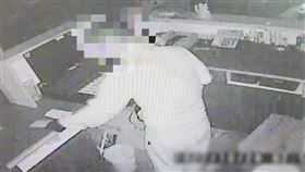 王偉忠、餐廳、遭竊、小偷