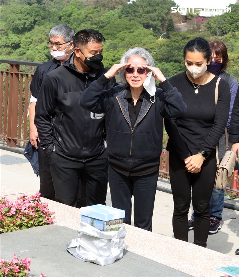 丁強陽明山花葬（陽明山第一公墓臻善園），演員妻李璇和子女都會到。（記者邱榮吉/攝影）