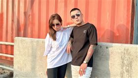 ▲鳳梨雖然對於歐菈的嫌棄沒有回應，卻默默花了一年做出浪漫改變引網大讚。（圖／翻攝自鳳梨IG）