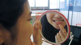 天天一杯咖啡？當心牙齒染色　喝出口腔健康危機！