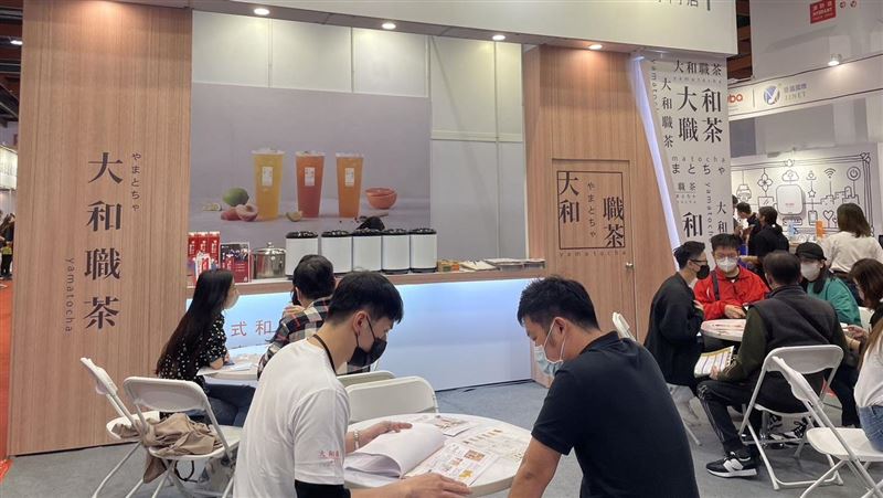 日式手搖飲加盟展吸睛　送8萬物料助創業