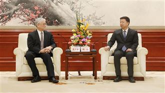 夏立言赴中宣稱談經濟　卻見宋濤、王滬寧