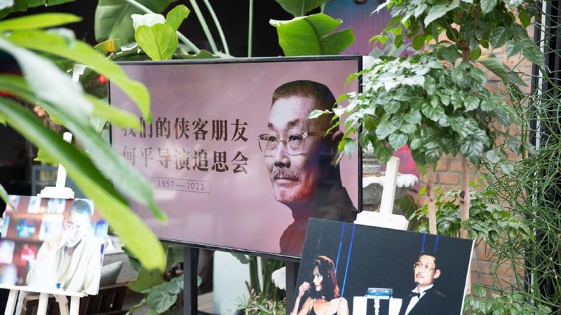 65歲名導猝逝　張藝謀馮小剛到場追思