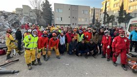 921土耳其搜救隊 合作台灣搜救隊 救出土耳其人（圖／消防署提供）
