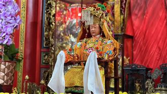 新／白沙屯媽祖出神龕　山邊媽祖起駕遊庄