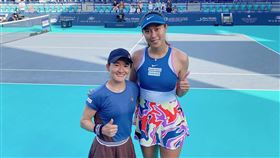 詹皓晴／青山修子闖阿布達比女網冠軍戰。（圖／翻攝自詹皓晴臉書粉專）