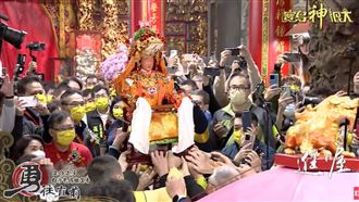 白沙屯媽祖直衝濁水溪　神蹟再現眾人驚！