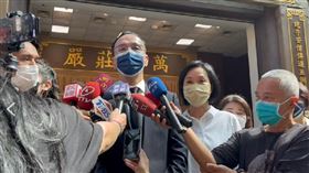 朱立倫弔唁星雲法師。(圖/國民黨提供)