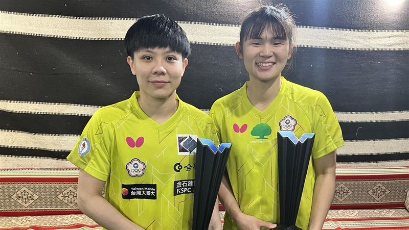 強心臟化解2賽點　鄭怡靜李昱諄逆轉封后