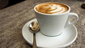 卡布奇諾／flickr／Erick Gonzalez
https://www.flickr.com/photos/gonzalez50/6440011843