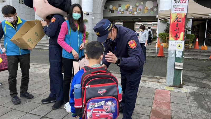 土城警護童結合宣導　守護學童快樂學習