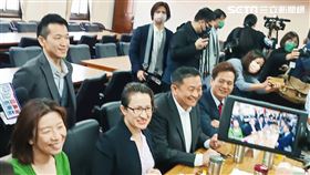 駐美代表蕭美琴近日返台述職，今（13）日應邀赴立法院與外交及國防委員會立委閉門茶敘。（圖／記者盧素梅攝影)