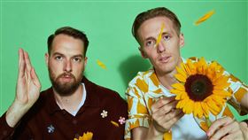 英國雙人電音組合HONNE（圖／寬宏藝術提供）