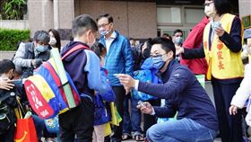 蔣萬安視察開學日。（圖／北市府提供）