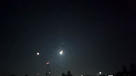 小行星撞擊地球畫面曝光　英法民眾瘋搶看
