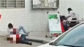 員工殺紅眼「持刀猛刺」主管！3人重傷亡