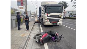 車禍,岡山,安招路,女騎士,聯結車