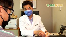 李世明醫師說明，男性不孕症檢查，可透過精液分析來評估精蟲的數量、型態及活動力的表現。