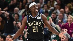 ▲哈樂戴（Jrue Holiday）投進生涯新高8顆三分球攻下40分。（圖／路透社／達志影像）