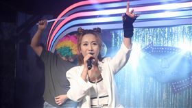 安苡葳同志夜店熱唱 WINK1號店 提供