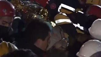 奇蹟仍在發生！77歲婦挺過212小時終獲救