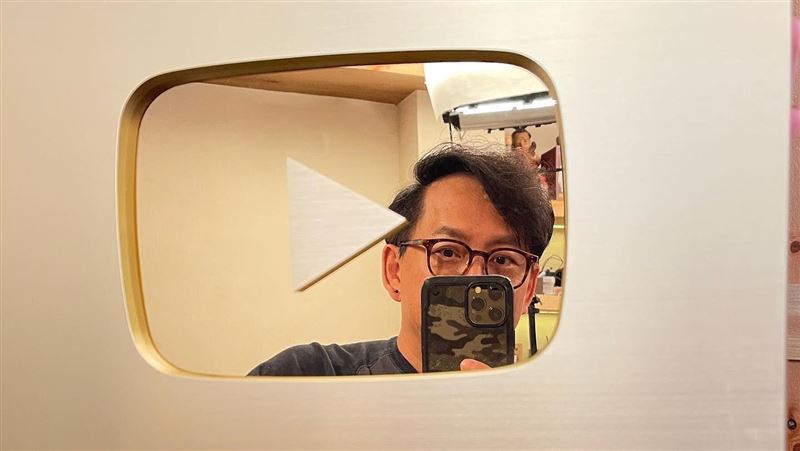 藝人轉YouTuber誰最強？他破百萬訂閱超神